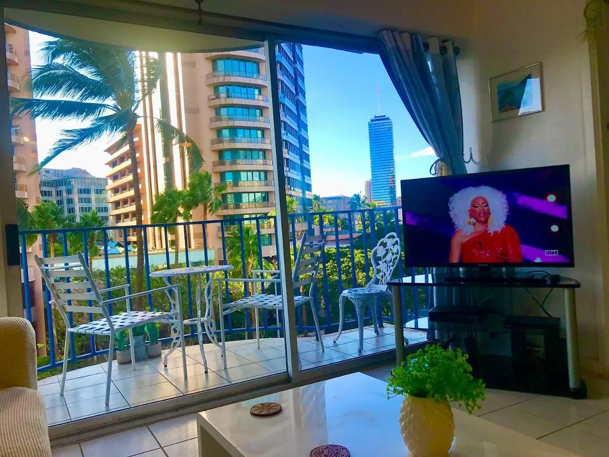 Apartment Waikiki 2 Bedrooms, 1 Bath, Free Parking, Sleep 6 Honolulu