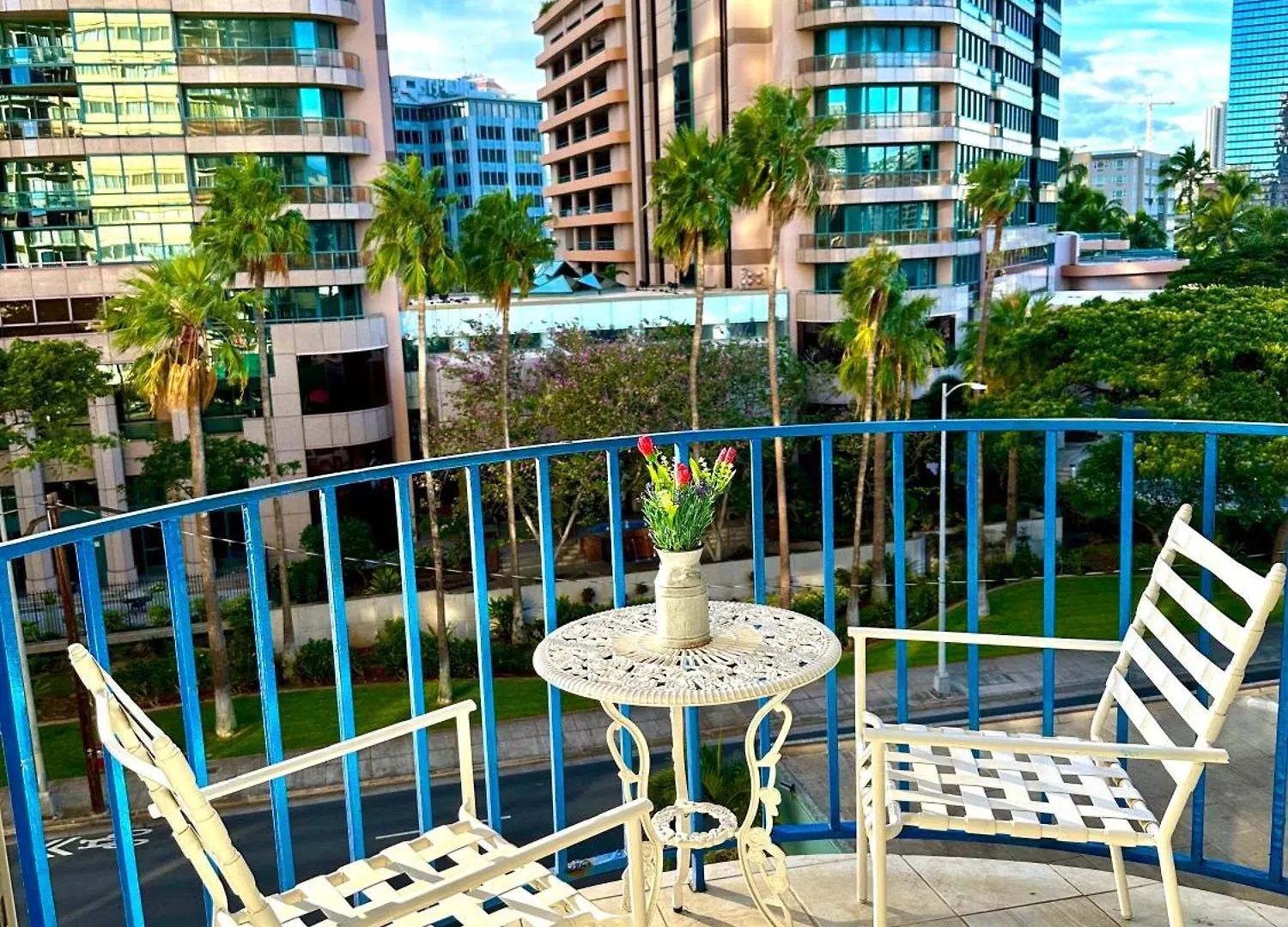 Apartment Waikiki 2 Bedrooms, 1 Bath, Free Parking, Sleep 6 Honolulu United States